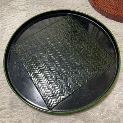 お盆  2個  36cmと33cmの画像