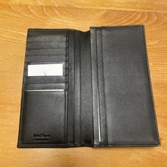 美品！フェラガモ長財布　黒　　の画像