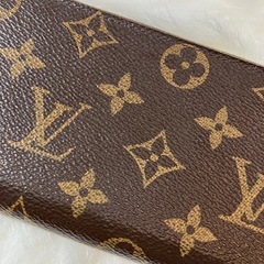 LOUIS VUITTON財布の画像