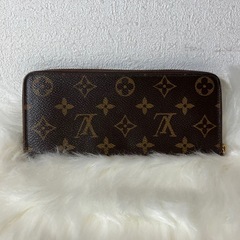 LOUIS VUITTON財布の画像