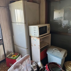 家具家電食器等の画像