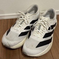 アディダス ランニングシューズの画像