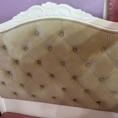 ヴィオレッタシリーズ　アンティークベッドの画像