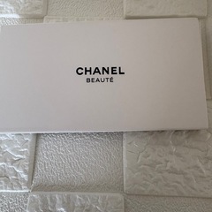 ①CHANELノベルティヘアピンの画像