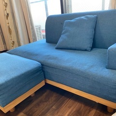 ソファ、オットマン
の画像