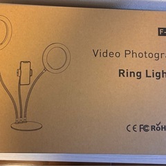 取引き中 
LEDライト付きスマホスタンドW照明の画像