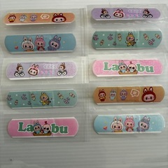 ラブブ絆創膏10枚入りの画像