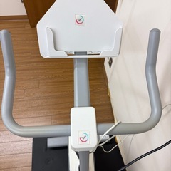 MERACH フィットネスバイク エアロバイク ホワイトの画像