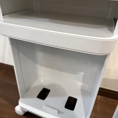 ホワイト 42L ごみ箱 三段　二段　多層式ゴミ箱　引き出し付　キャスター付の画像