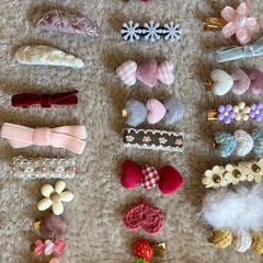 子供用ピン　ハンドメイドの画像