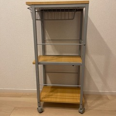 スライド式付き  収納棚 
キッチンの画像