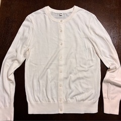ユニクロH&M カーディガン３枚 Mサイズ　黒と白はユニクロ　白黒ボーダー お取引き中
の画像