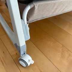 移動式　ベビーベッド　条件で1000円引きいたします。　の画像