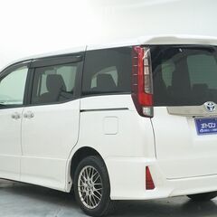 😎自社ローン🤩トヨタのミニバンが入庫！ハイブリッドで希少なワンオーナー！の画像