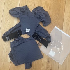 美品　SMORbi 抱っこ紐の画像