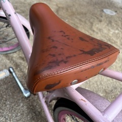 自転車パーツ　サドルの画像