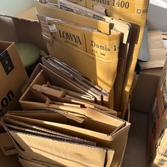 ダンボール色々の画像