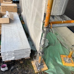 サイディング
18ミリ12枚出済コーナー19本の画像