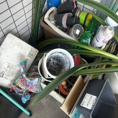 プランター、土等園芸用品の画像