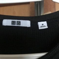 値下げユニクロシャツの画像