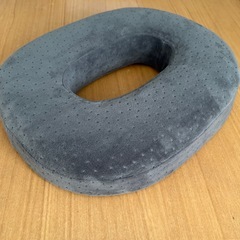円座クッション　ドーナツクッションの画像