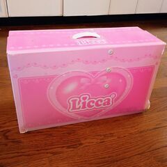 りかちゃんハウスと小物の画像