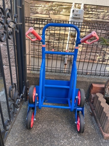 台車　キャリーカート　手押し台車　荷台　　