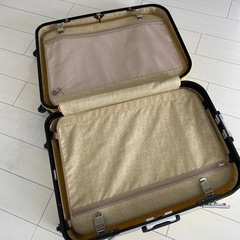 キャリーケースの画像