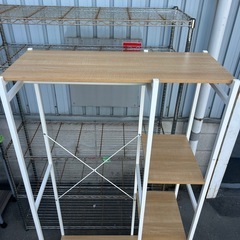 収納ラックの画像