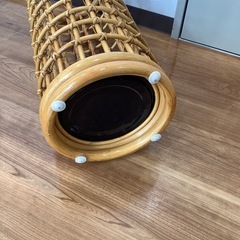 ランタン傘立【町田市再生家具】　1210の画像