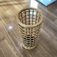 ランタン傘立【町田市再生家具】　1210の画像