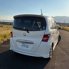 HONDA フリードの画像