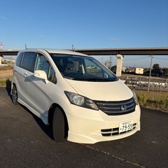 HONDA フリードの画像