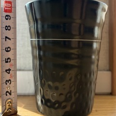 23火まで/陶器カップ 黒 美品※有料投稿おまとめの方 無料の画像