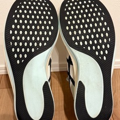 アシックス S4 28.5cmの画像