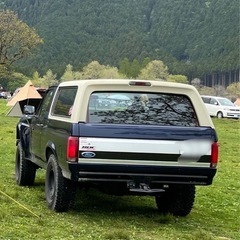神奈川県 FORD BRONCO Eddie Bauer 新車並行の画像