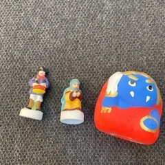 陶器製の人形の画像