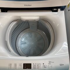 洗濯機探すなら「リサイクルR」❕5.5㎏❕ゲート付き軽トラ”無料貸出❕購入後取り置きにも対応 ❕R6322の画像