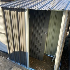 大型倉庫の画像