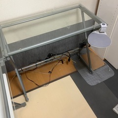 L型　ガラスPCデスク　引取期間限定の画像