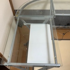 L型　ガラスPCデスク　引取期間限定の画像