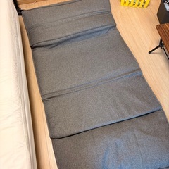 座椅子　ソファーの画像