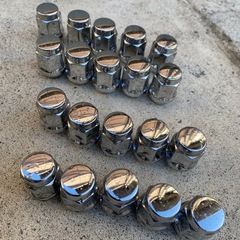 225/55R17アルミ
ホイール&スタッドレスタイヤ の画像