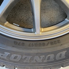 225/55R17アルミ
ホイール&スタッドレスタイヤ の画像