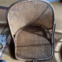 籐座椅子2個の画像