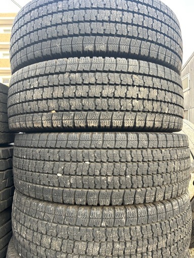 いすゞ　エルフ　　スタッドレス　205/65R16 ライトトラック用　スタッドレス6本　新鮮タイヤ2022年製