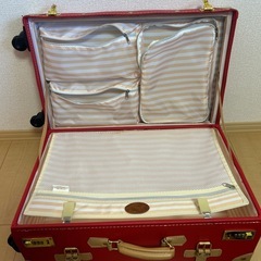 Aile Dore　キャリーケースの画像