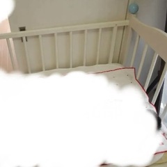 ベビーベッドの画像