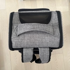 ペット キャリーリュック キャリーバッグ リュック 拡張　大容量 通気性　犬　猫の画像