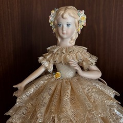 可愛い陶器人形　8万円で購入し大切に保管中ですの画像